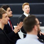 Parlare in pubblico: tecniche e strategie per conquistare il tuo pubblico